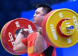 开云app -举重大师赛上演强强对话，渝州霹雳队大胜天山天虎队，战术调整见效；全面提速抢占先机的简单介绍