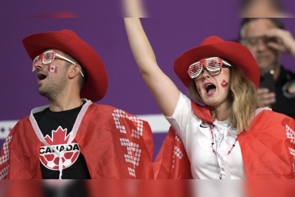  成都蓉城主场氛围 