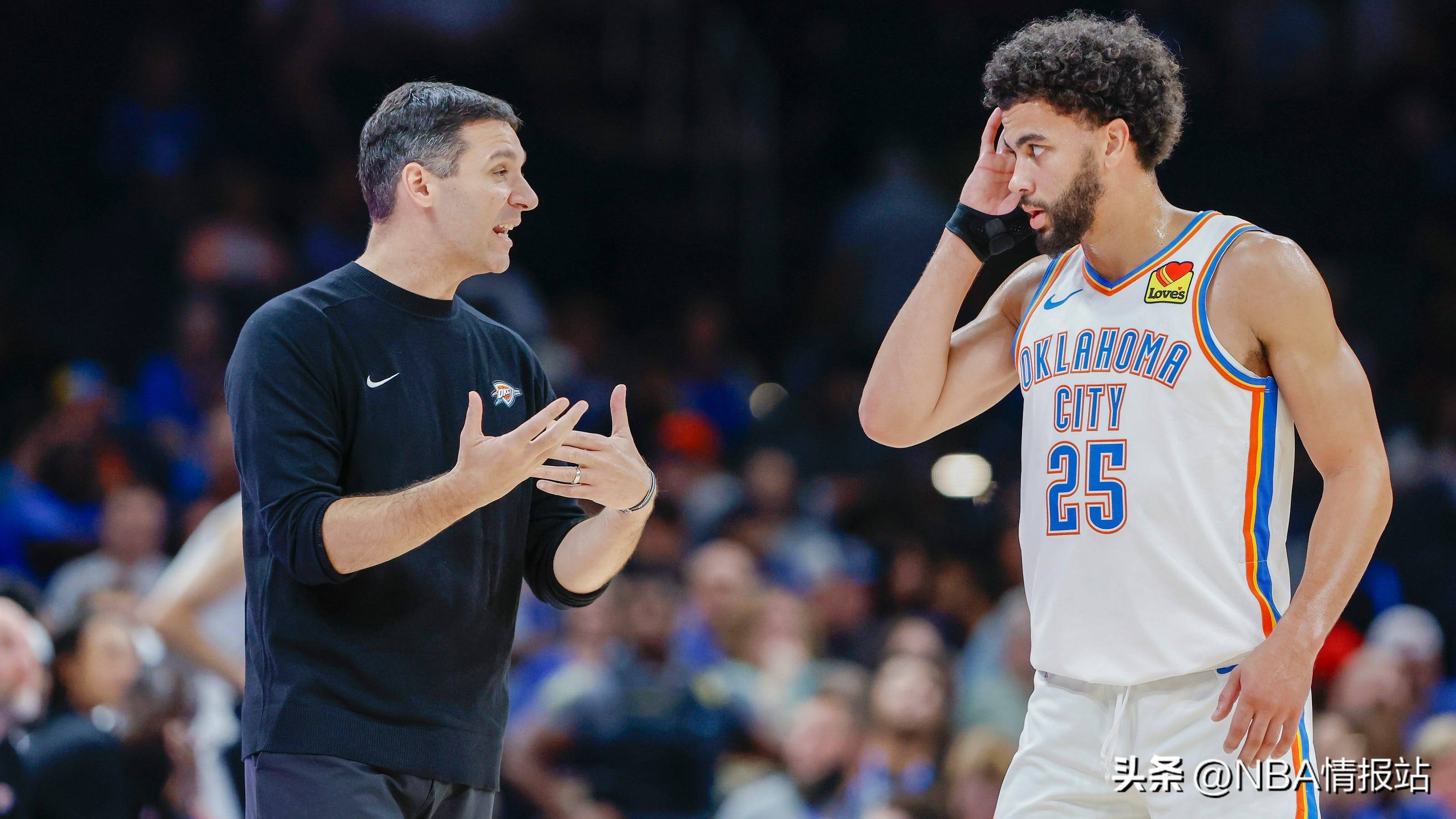 包含赛后体能课后，都灵临场应变备战NBA季后赛，媒体盛赞，官宣口径保持一致的词条