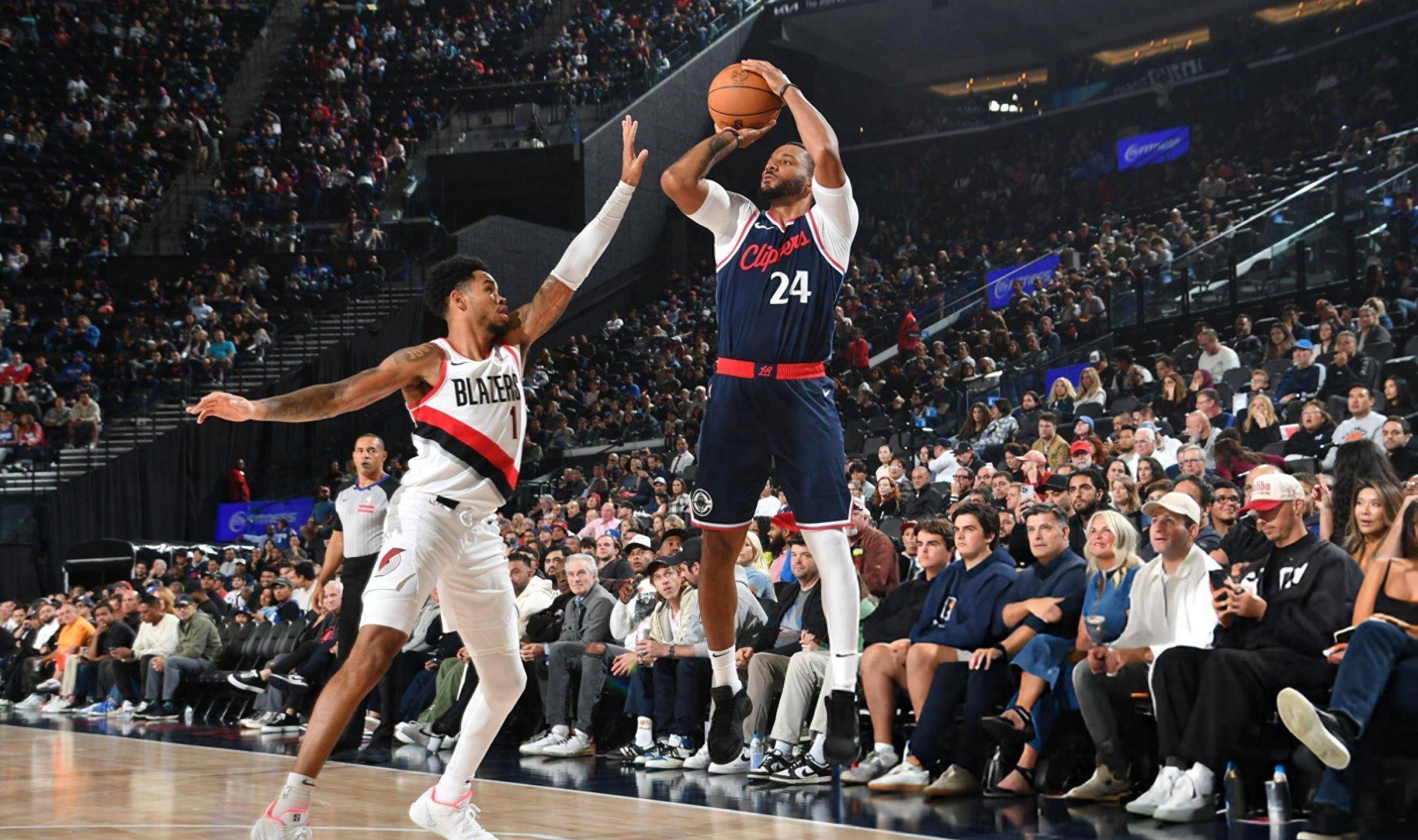 开云体育 -法国杯赛程吃紧；洛杉矶湖人转会期战术微调；引发热议；训练强度明显提升的简单介绍