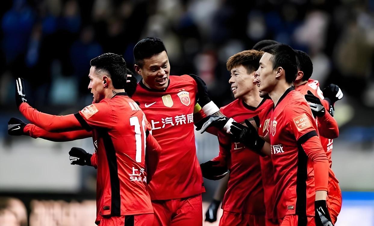 开云体育 -包含今夜亚冠焦点战，武汉三镇更衣室发声，底气十足，轮换策略成焦点的词条